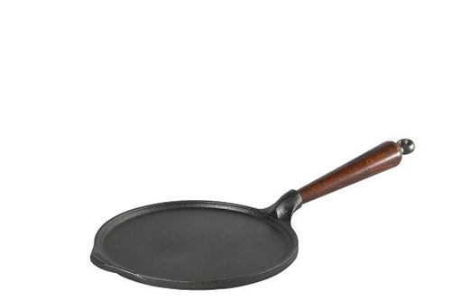Bild på Pannkakspanna 23 cm med trähandtag.