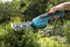 Bild på GARDENA Batteridriven Grässax med busktrimmer AccuCut Li 9883-95
