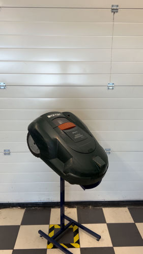 Bild på HUSQVARNA Automower Begagnad 220AC